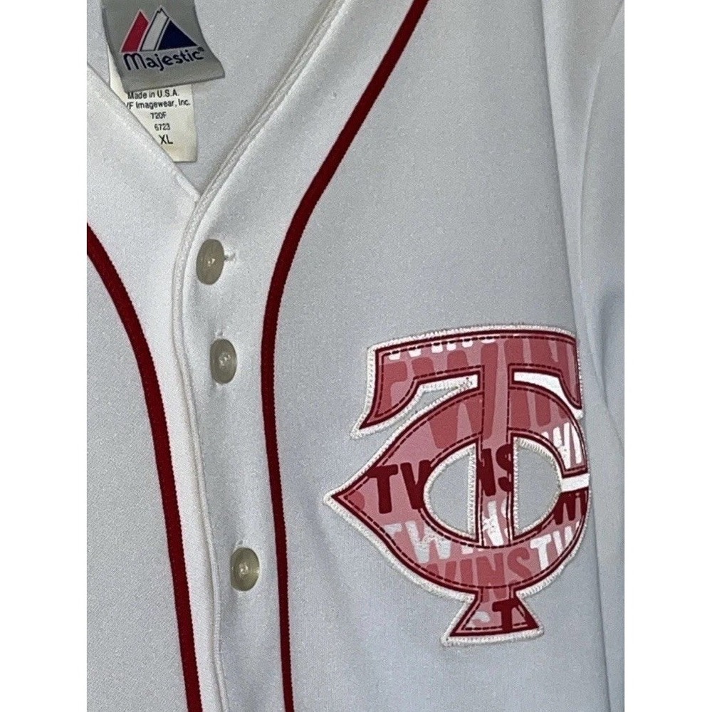 Minnesota Twins Majestic Women's XL Pink Ribbon Jersey White Rare Throwback EUC